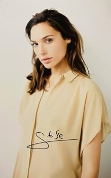 ガル・ガドット直筆サイン入り超大型写真…Gal Gadot⑩ セール中…ガル・ガドット直筆サイン入り写真…Gal Gadot…ワイルド